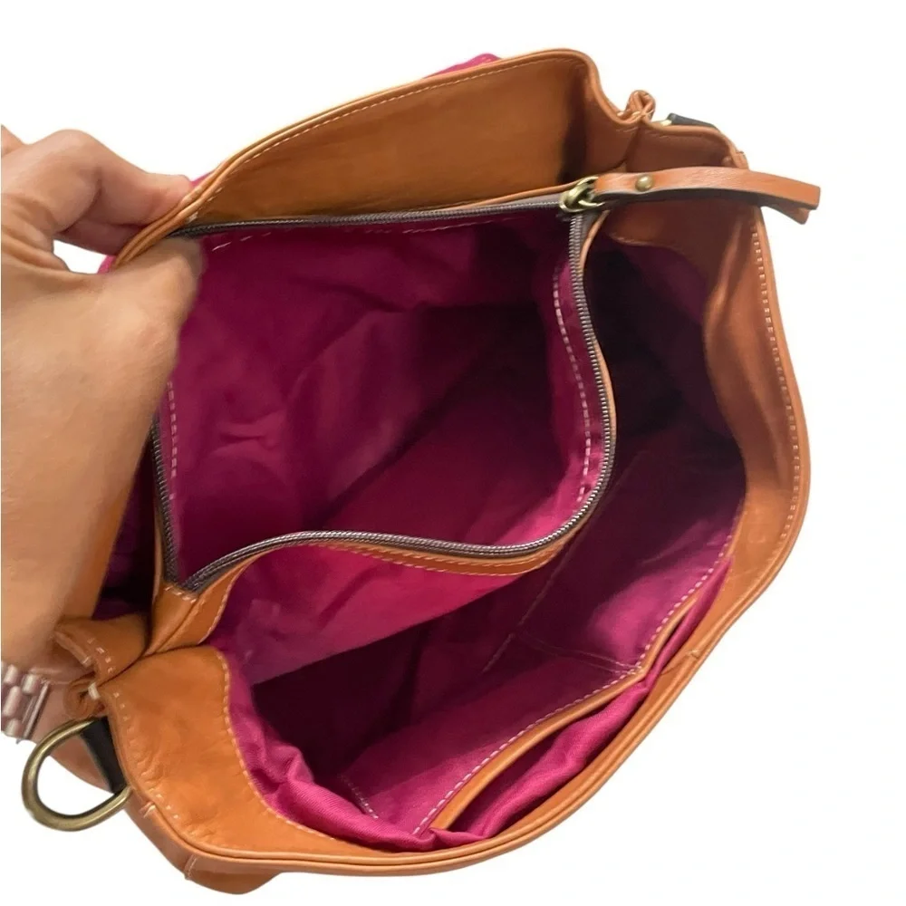 IL Duca Genuine Leather Handbag Made in Italy – Tan Brown with Black Handle